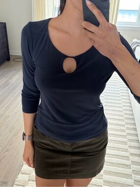 Brian Bailey | Vintage Navy Keyhole Long-Sleeve Top